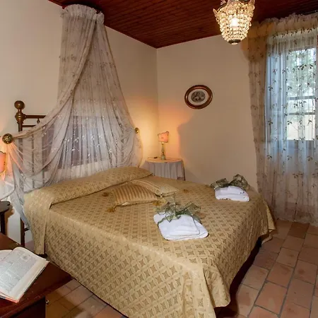 Dei Musicisti, Noble Nest Surrounded By Pure Nature *